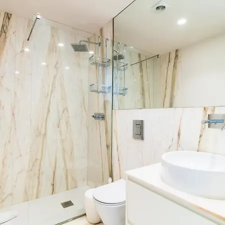 Duque Flat - Ac & Balcony By Lovelystay Oporto