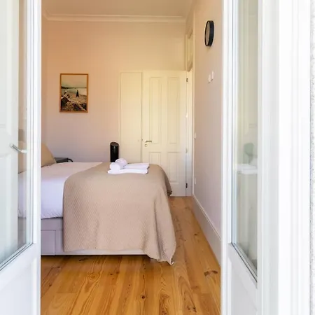 Duque Flat - Ac & Balcony By Lovelystay Apartment Porto